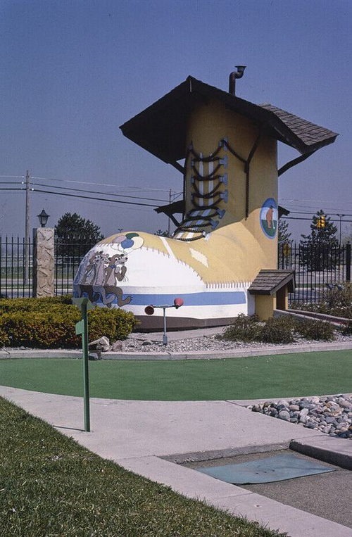Four Bears Water Park - Old Margolies Photo (newer photo)